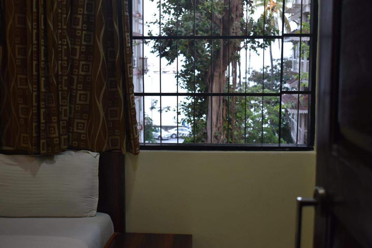 Hotel Sea View - Near Taj Hotel Bombaj Exteriér fotografie